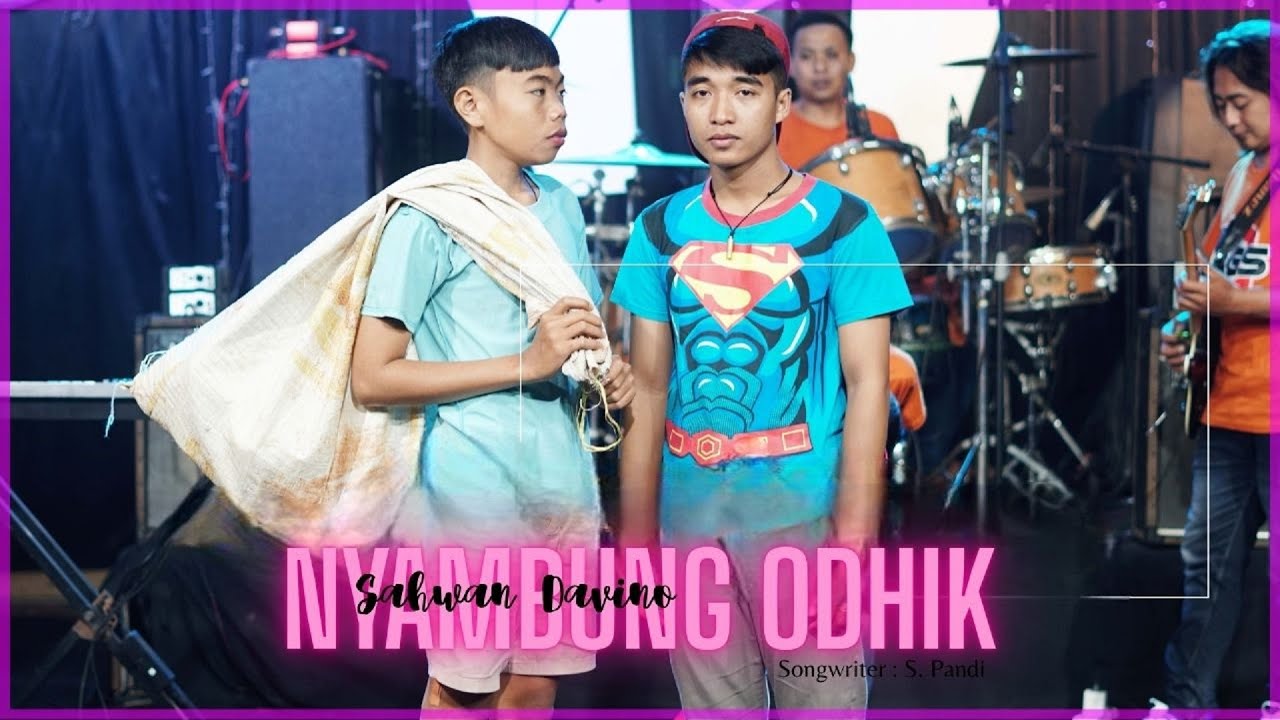 Sahwan - Nyambung Odhik (Official Live Music Video)
