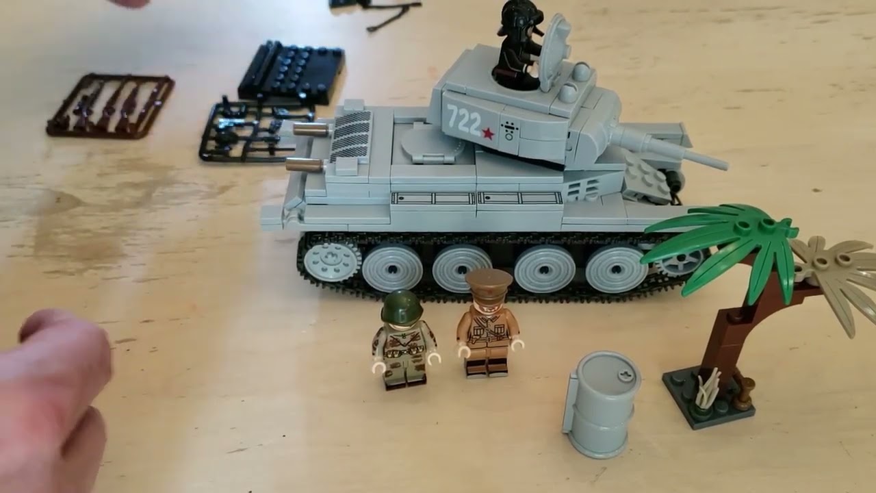 LEGO SOVIET BT 7 WORLD WAR 2 TANK speed build and review