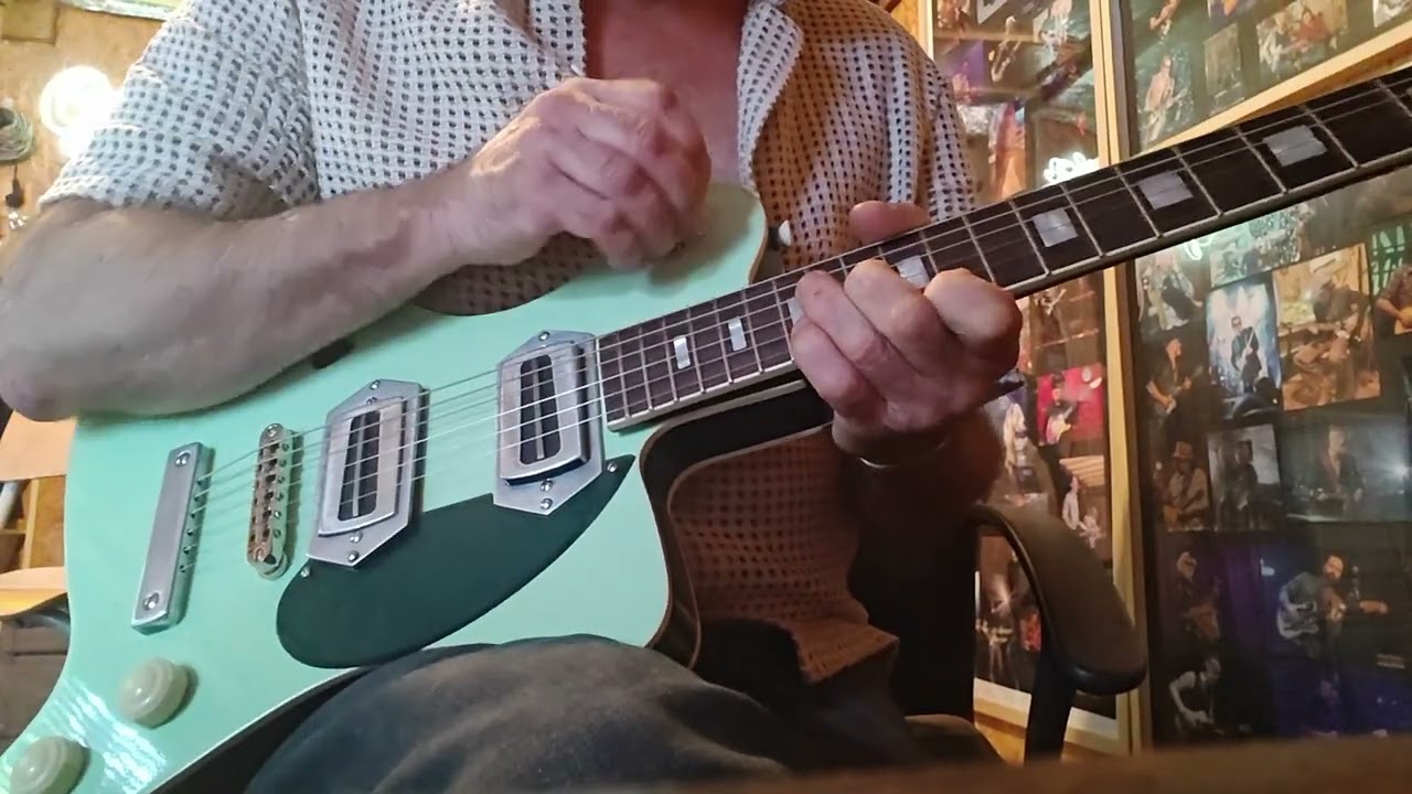 First Sounds of handmade Guttlin Thin King