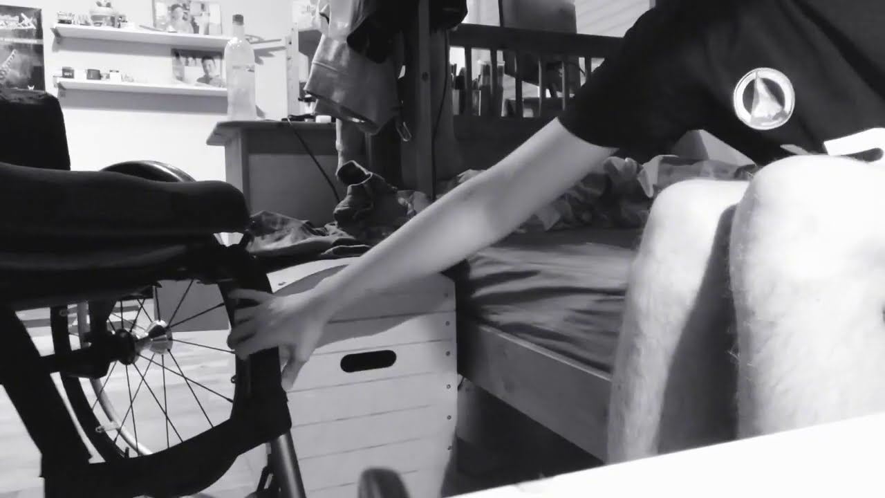 How to change your pants as a paraplegic