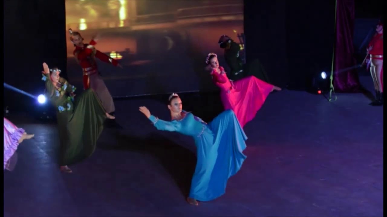 Carol of the Bells-International Dance Academy- Francesca Colomba