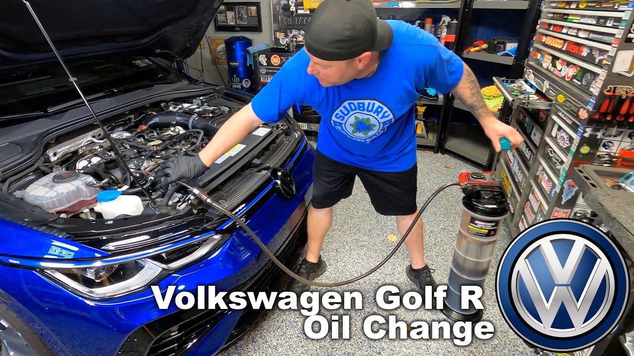 Volkswagen Golf R - Oil Change | Gut's Garage
