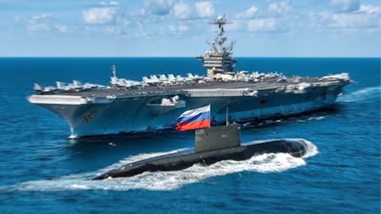 Russisches U-Boot taucht nahe US-Flugzeugträger auf – Wie reagierte Amerika?