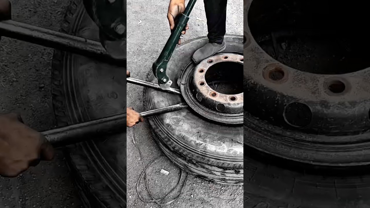 manual tire changer Work tool for truck repair work