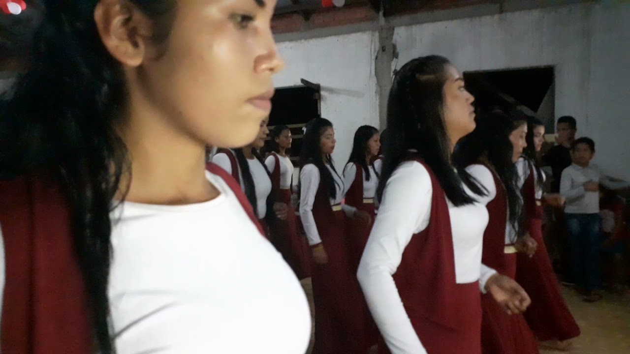 festa das moçidade na aldeia kumene no dia 18 de janeiro em 2020