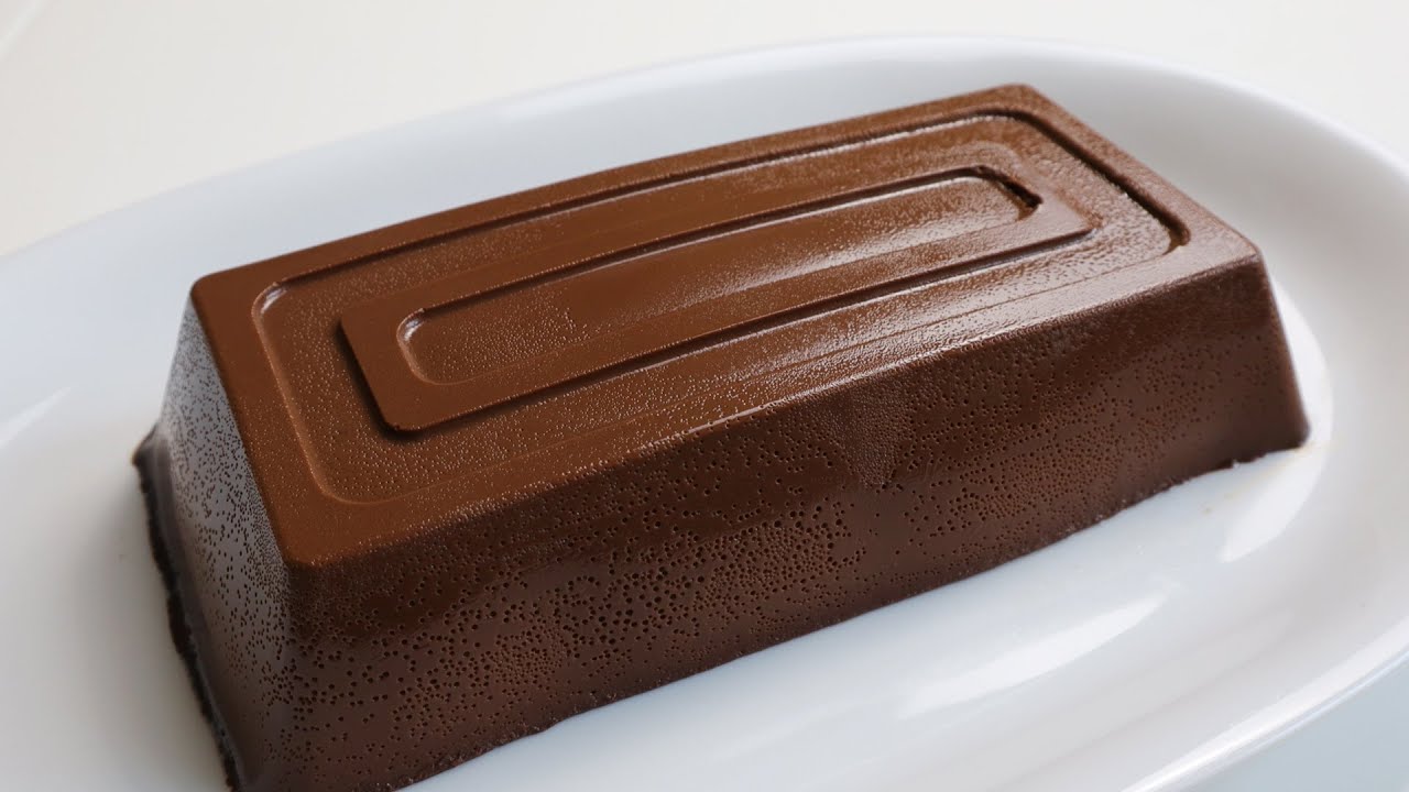Do you have milk and chocolate? Make this delicious dessert with no flour, no oven!