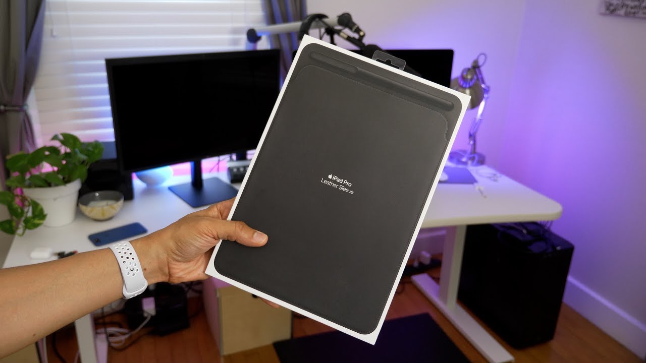 Review: Apple Leather Sleeve for 10.5-inch iPad Pro