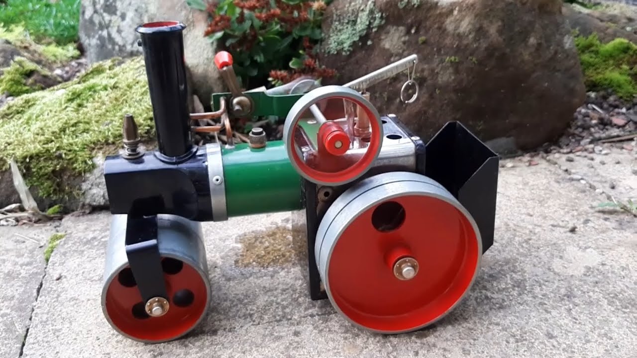 Mamod SR1A Steam Roller with Meths Burner - First run in a long time