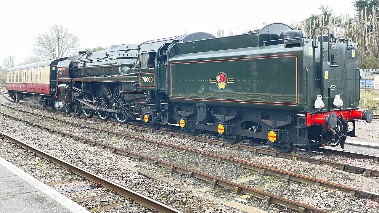 BR Standard 70000 ‘Britannia’ & 37116 and 37254 ‘Cardiff Canton’ at Yeovil Pen Mill 22/03/23