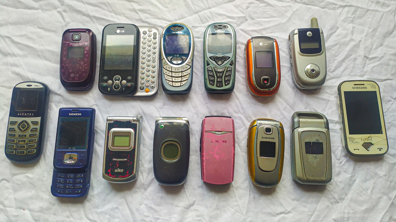 MY LARGE COLLECTION OF OLD MOBILE PHONES: SIEMENS, SAMSUNG, MOTOROLA, LG, FLY... WOW!