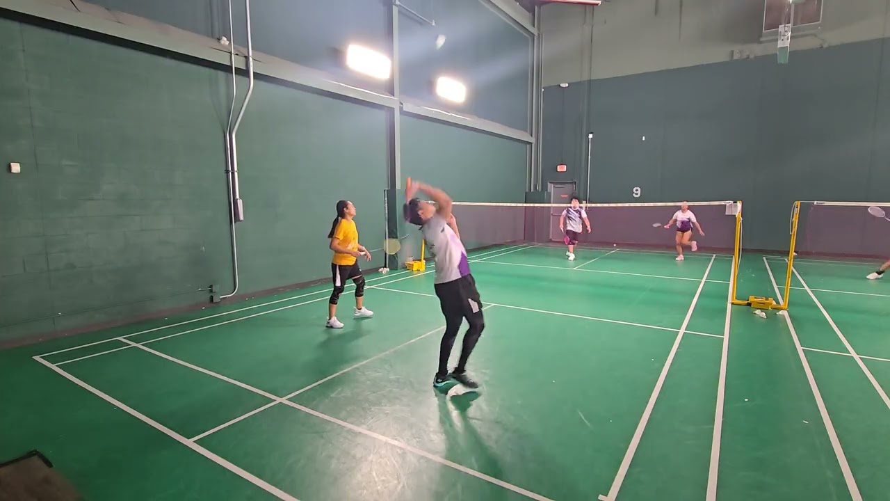 Des/Aaron vs Lian/Brian