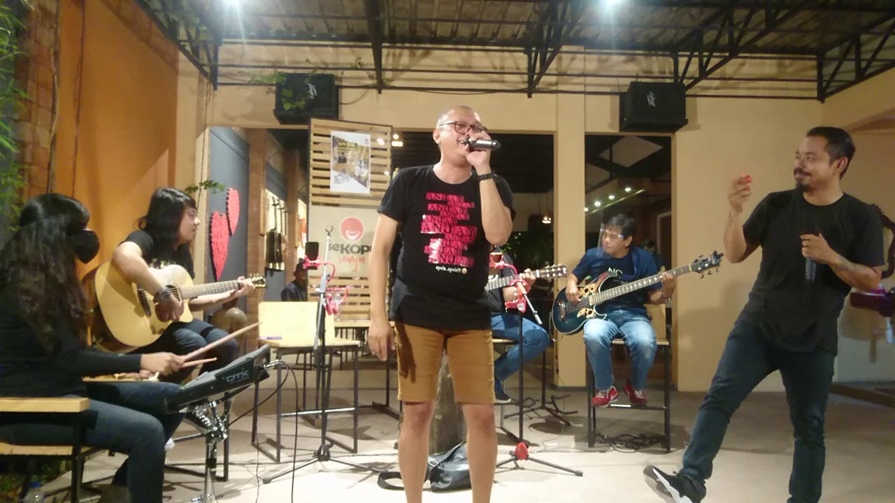 Salam Untuk Dia - Voodoo (Live Ophie Danzo)