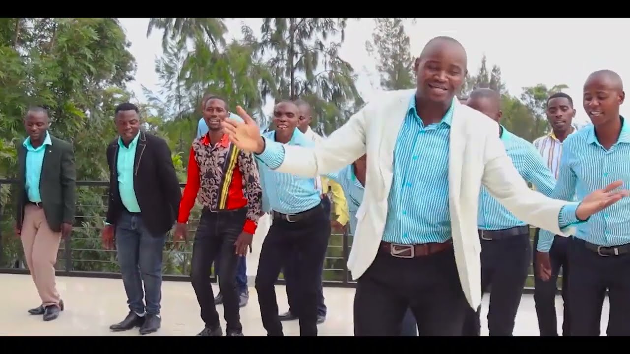 MUJI MUZURI – Makerubi Sayuni Rubaya Choir