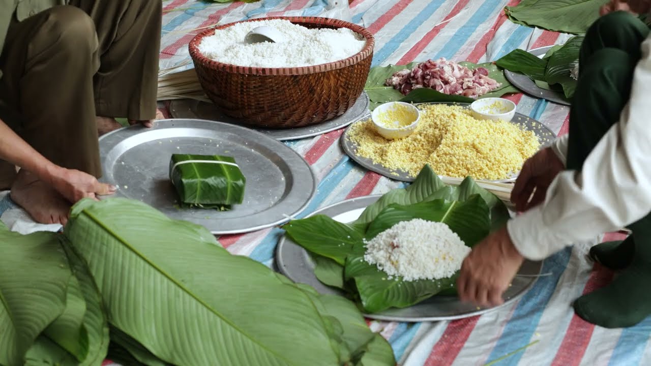 Cả làng cùng gói bánh chưng, đặc biệt ai cũng gói đẹp | Chung Cake | How To Make Banh Chung