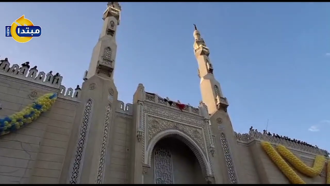 الآلاف يؤدون صلاة العيد بمسجد الصديق بشيراتون