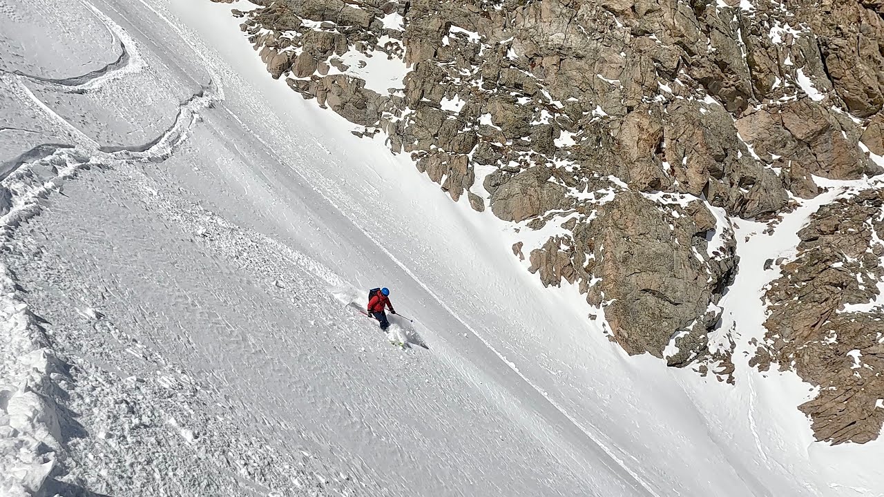 Skiing Notchtop Couloir - Rocky Mountain National Park