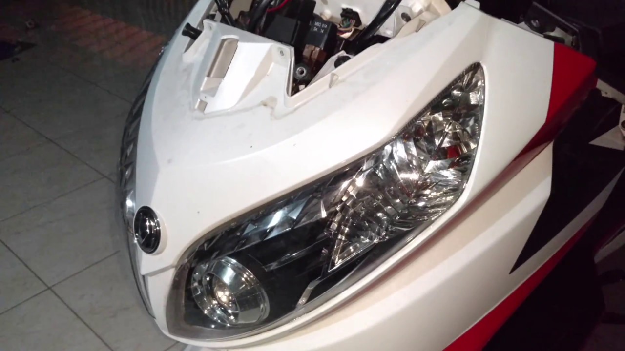 🔴 Remoção da carenagem frontal do farol Maxsym 400i - Passo a passo
