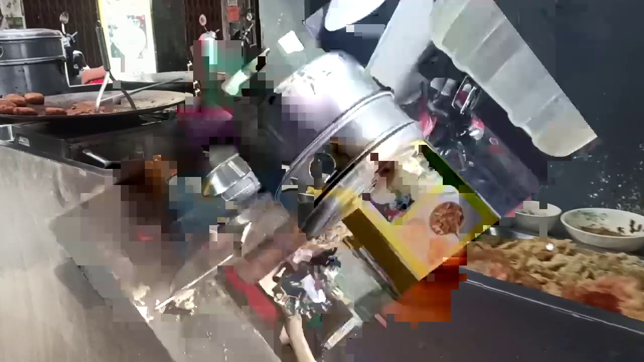 Desi Galli (first video)