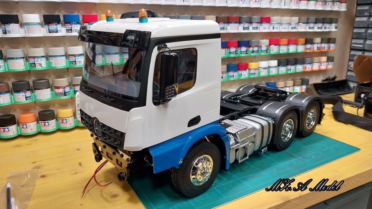 MERCEDES AROCS 3363 6X4 CLASSICSPACE TAMIYA