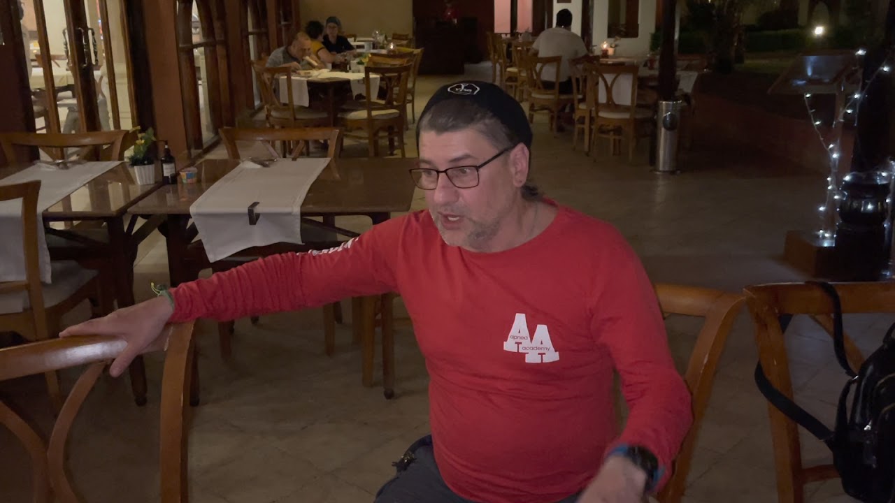 Правильная техника  гребка ластами  и планирование нырка Олег Гаврилин Apnea Pro