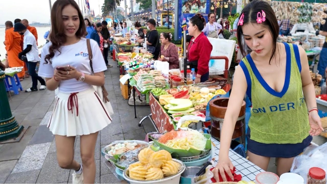 Best Walking Tour in CAMBODIAN Street Food 2026 - Sunday Walk at Riverside Food Market, Phnom Penh