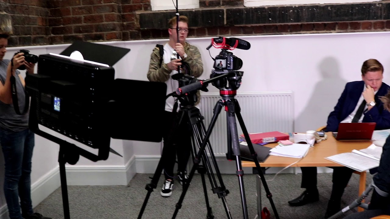 The Detective; 3-3; Behind the Scenes