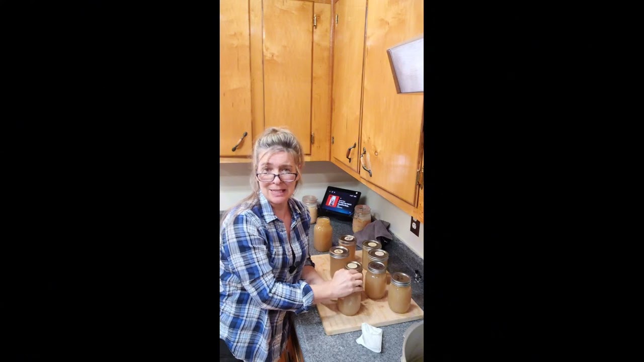 How I Make Rabbit Broth | A simple kitchen project #pressurecanning #homecanning #rabbitbroth