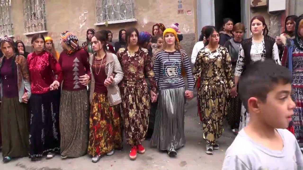 NİZİPLİ SOFU FARUGUN OGLU HALİLİN DÜGÜNÜ 1