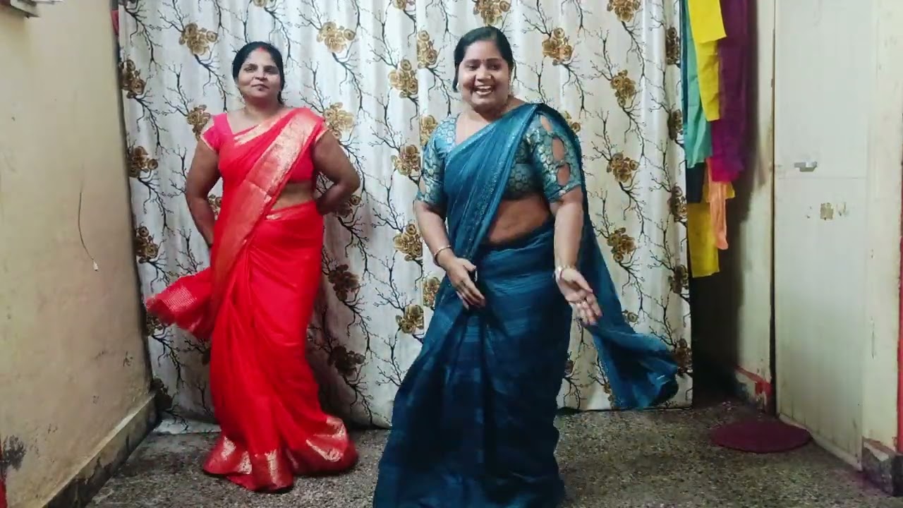 बसवरिया में कागा बोले पिया 🤣 गज़ब क्या गाना 🤣 धमाकेदार नाच कमेंट करे केसा लगा 