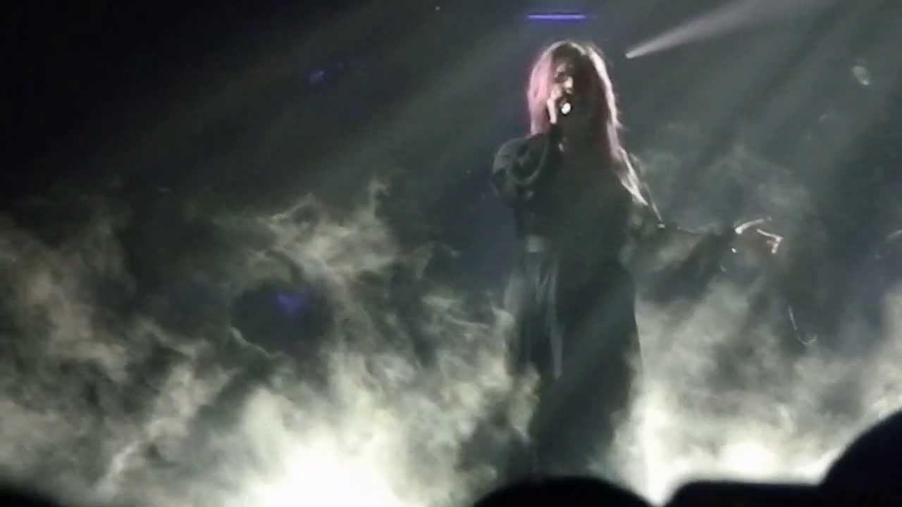 Skyscraper & Give Your Heart A Break-Demi Lovato-Neon Lights Tour Feb 13, 2014