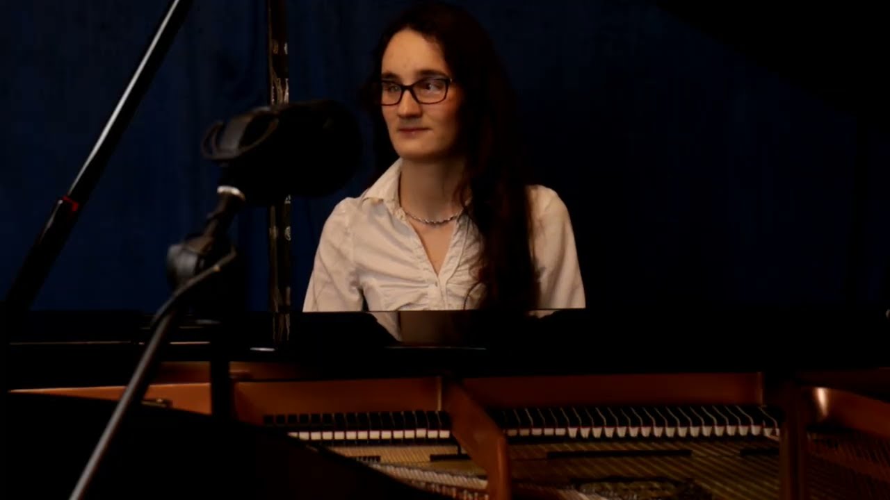 Petra Spasojević-Svita za klavir Moj grad, 1.stav, Putovanje