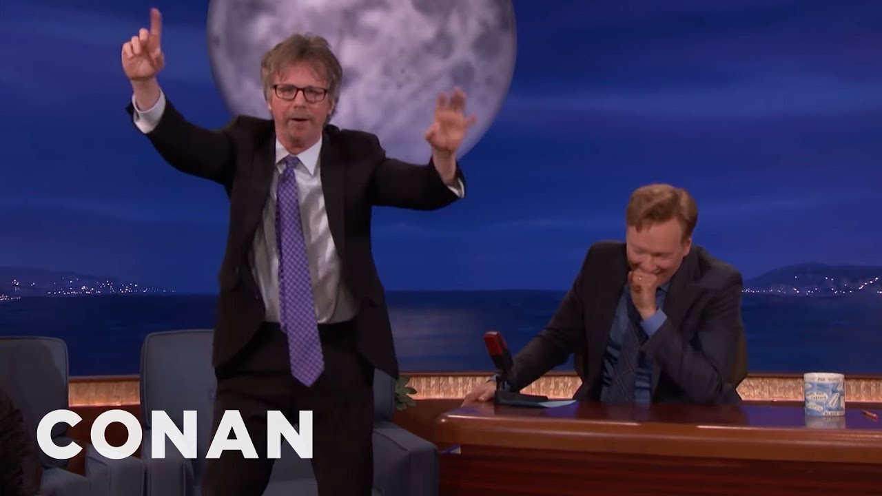 Микровпечатления Дэны Карви о знаменитостях | CONAN на TBS