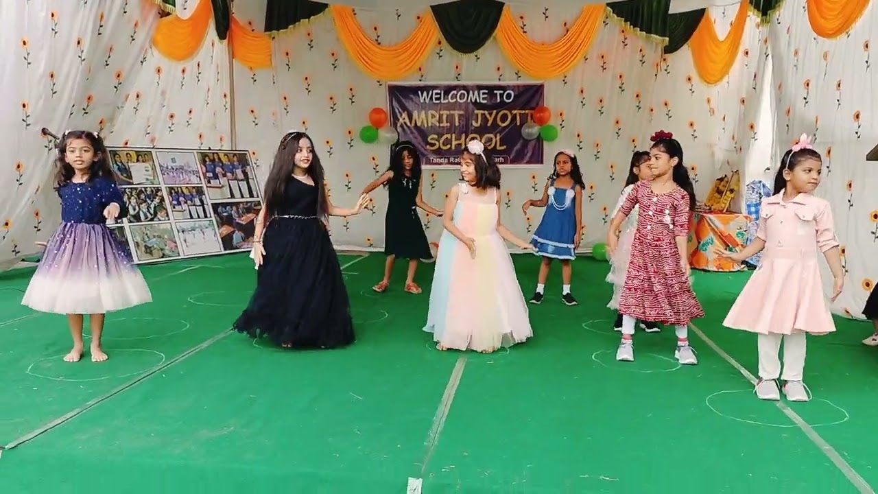 Papa Mere Papa...Dance by students of Amrit Jyoti School, Sajjangarh | 15 Aug 2023 |