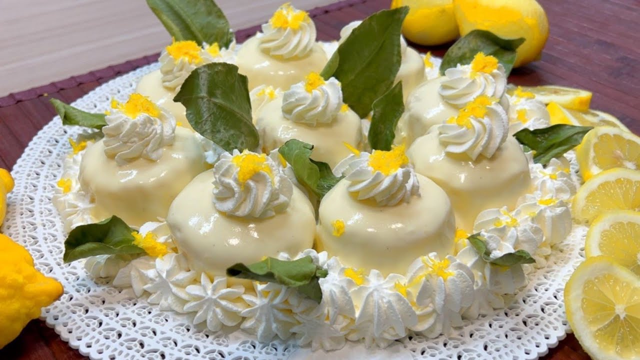 DELIZIE AL LIMONE La ricetta più FACILE del MONDO e la più GOLOSA | neapolitan lemon cake with cream