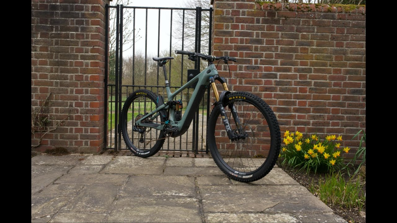 2022 Yeti SB 160E T1 29er Carbon E-MTB -Bike Check-