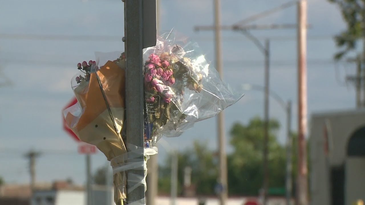 Is a shooter targeting Black women in St. Louis?