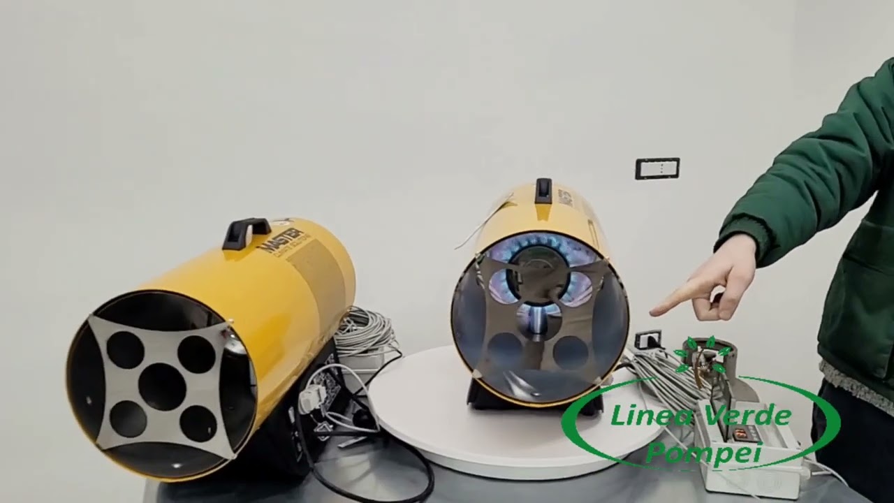 Generatore di aria calda Master con termostato digitale e sonda da 25 metri.