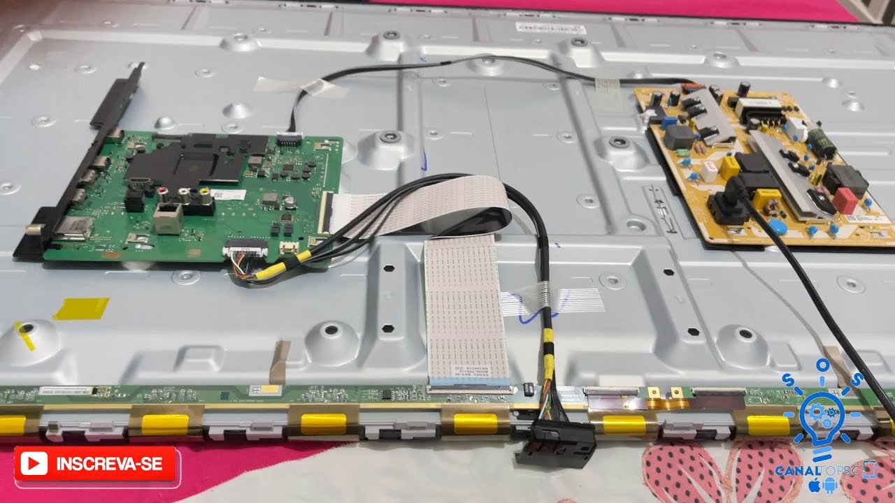 Como consertar TV Samsung un50tu8000g que fica ligando e desligando sem imagem