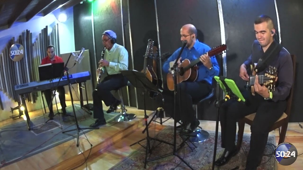 La gata golosa (Pasillo) - Grupo Seresta Colombia - En vivo - 5024