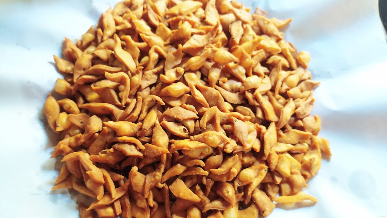 kata nimki । সহজতে ঘৰতে মচমচীয়া কাটা নিমকি বনাওঁক/perfect mini nimki recipe|Assamese Namkeen recipe
