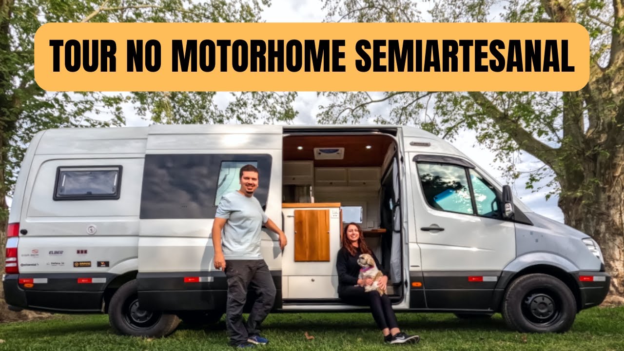 TOUR NO MOTORHOME COM MAIS CARA DE CASA QUE VOCÊ JÁ VIU  - CONSTRUÍDO DE FORMA SEMIARTESANAL