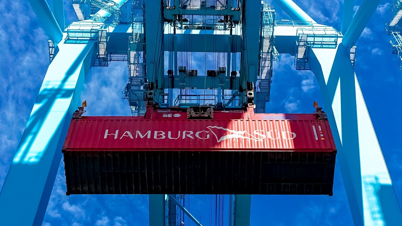 Container traffic