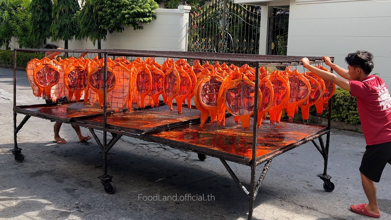 Super crispy skin in Bangkok area! BEIJING DUCK & DUCK GUITAR! - Thailand street food
