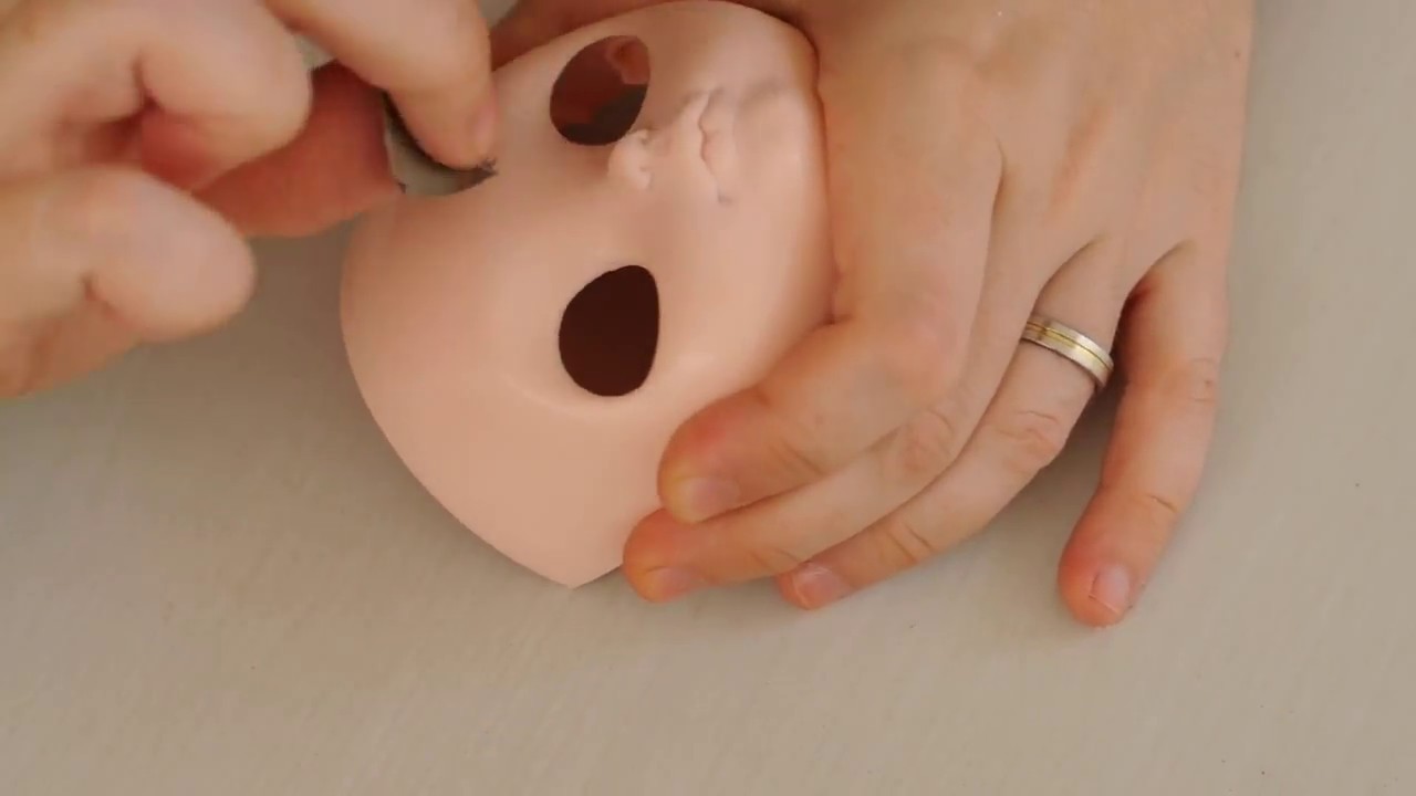 BLYTHE CUSTOM TUTORIAL - Part 3: carving finishing - Julia Cabral Dolls