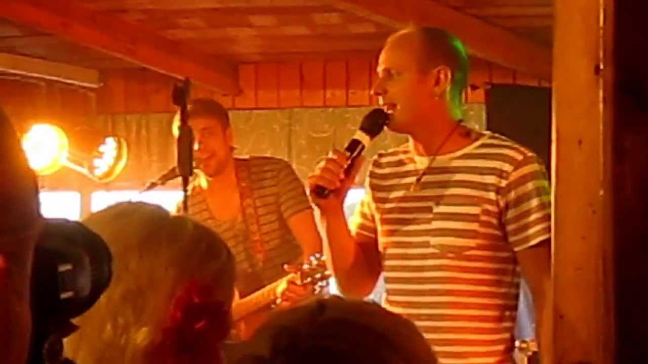 Neljänsuora - Tralala