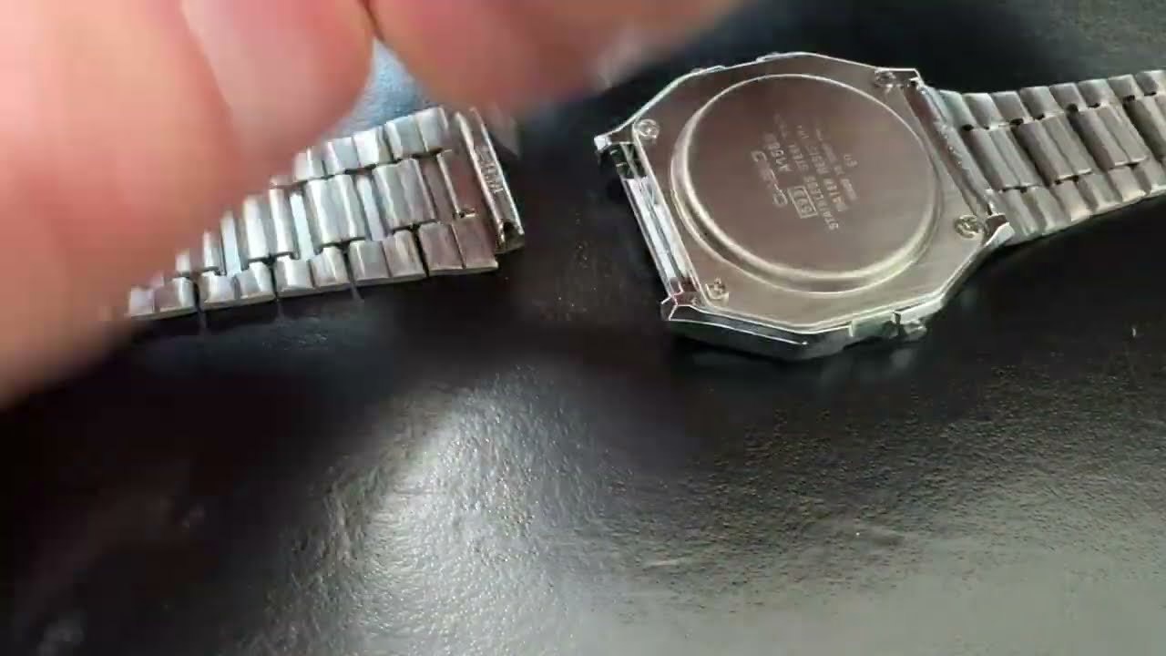 How To Remove And Replace A Casio A158WA Band