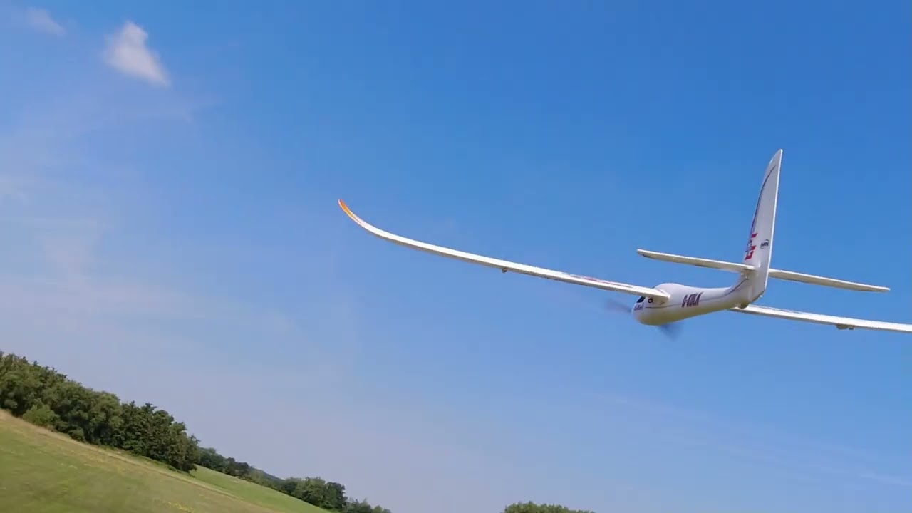 MPX Easy Glider 4 Landing touch and go