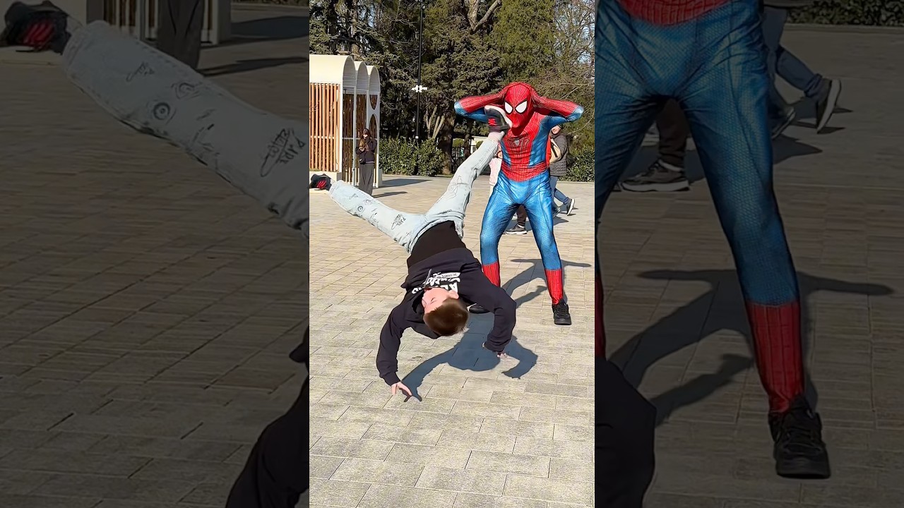 Battle Spider-Man and the Boy😱 #spiderman