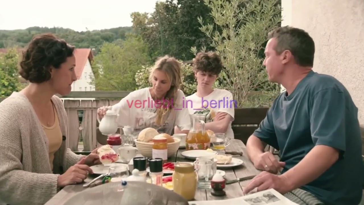 Verliebt in Berlin - vs.. Tschappel | Yvonne & Sabrina