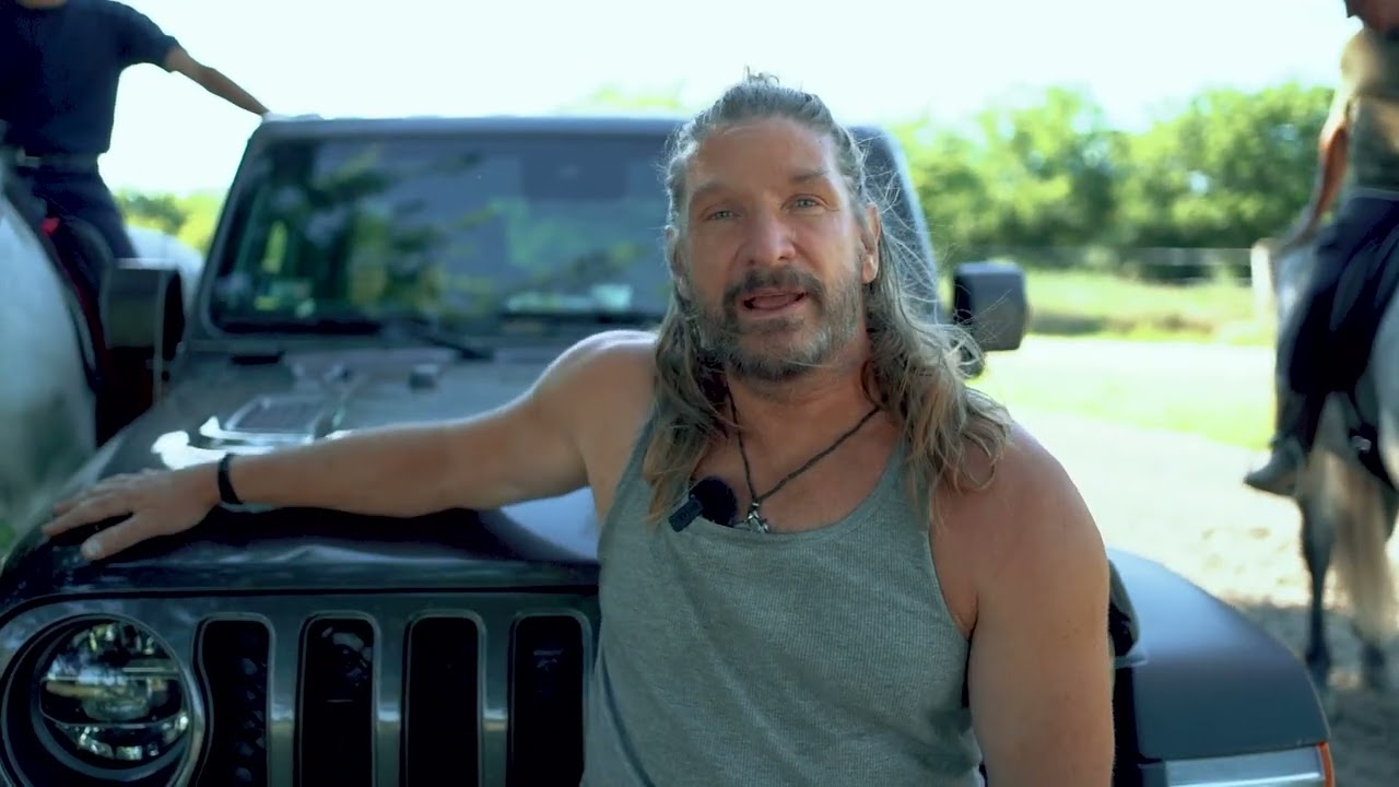 Jeep Wrangler vs lovak